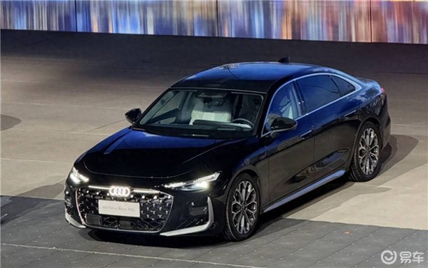 新一代奥迪A6L预售32.3万起！还有必要抄底老款吗